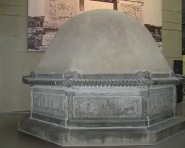 p2100040 Ming tomb, 1656.