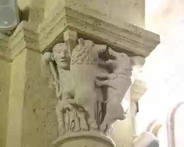 P1100601 The farting bear.