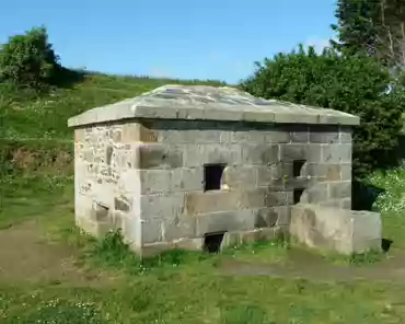 P1170422 Cannonball oven, used to heat cannon balls until they are red during the 1790s.