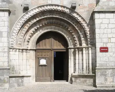IMG_5666 Romanesque portal.
