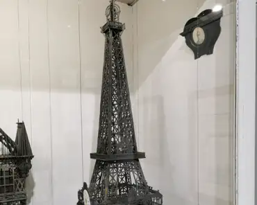 IMG_20210829_111304 Eiffel tower made with pieces of slate, Alphonse Lejault, ca. 1900.