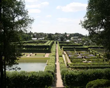 20150711-152108 These gardens were described b J. Androuet du Cerceau, a 16th century architect. It was his plans, among others, which inspire, Joachim Carvallo at the...