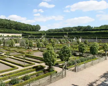 20150711-141058 The second influence comes from Italy and gave this monastic kitchen garden its ornamental features: fountains, arbors and square flower beds. The French...