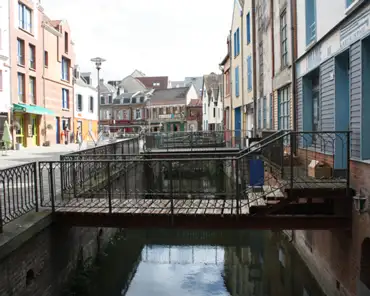 IMG_1128 Canal in Saint-Leu.