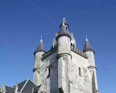 IMG_1195 Belfry (13th century, rebuilt in the 15th century) and 2 19th century neogothic buildings on the sides.