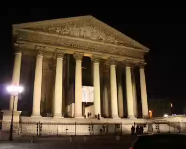 Madeleine_2 Madeleine church by night.