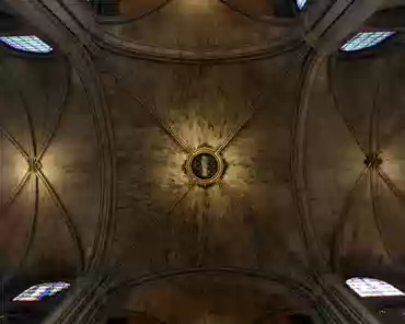 IMG_6450 Center of the cathedral where the main nave and the transept are crossing.