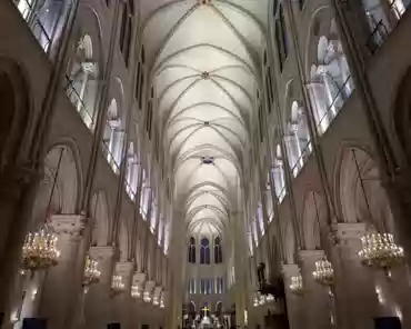 PXL_20250101_153603962 The main nave; although there are 3 portals on the main facade, the cathedral has 5 naves. After the 2019-2024 renovation.