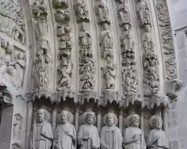 IMG_6455 Main portal: statues.