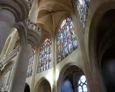 P1060649 Choir and 16th century stained glass windows.