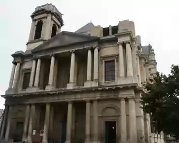 IMG_9341 The classic facade dates back from 1754.