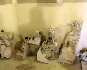 IMG_8134 Damaged original sculptures.