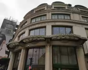 IMG_20200307_160323 Le bon marché, a large department store. Second building (1913).