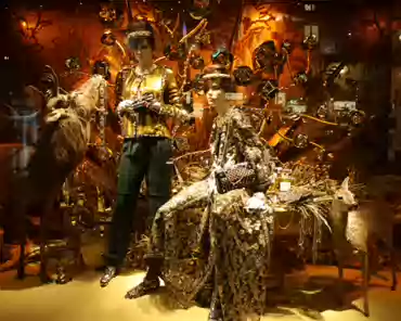 IMG_0678 Chrismas window in Le Printemps (2011).