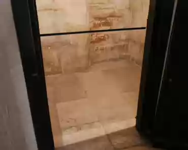 P1070244 Sample cell.