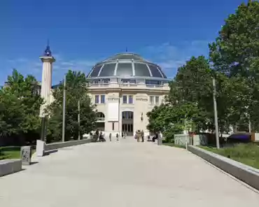 IMG_20210606_111113 Left: Medicis column (1574, 31 meters), the only structure left from the former Medicis palace standing before the Bourse de Commerce was built.