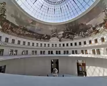 IMG_20210814_145738 The circular painting (1889) in the dome depicts trade between all continents.