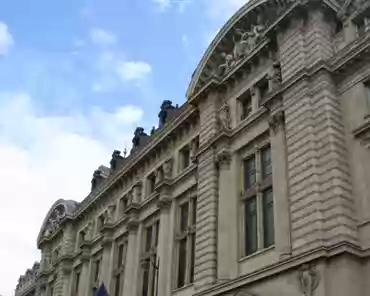 IMG_9669 The current main building of La Sorbonne was built in the mid-19th century.