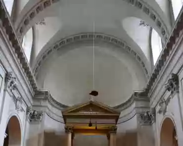 IMG_9712 Richelieu was a cardinal, and as a tribute a red hat is suspended above his grave.