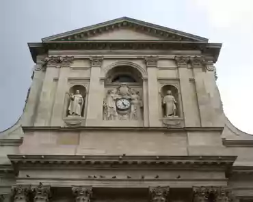 IMG_9722 The Sorbonne was founded in the middle ages and rebuilt by Richelieu (king Louis XIII's government head) in the 17th century. From this period only a chapel...