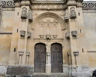 IMG_20210508_174355 West facade, 16th century.