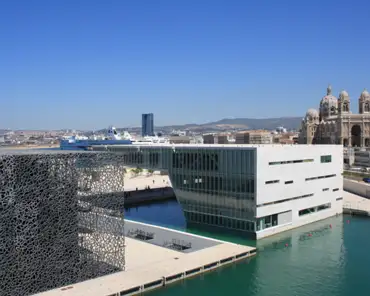 IMG_6677 MUCEM complex and Major cathedral .
