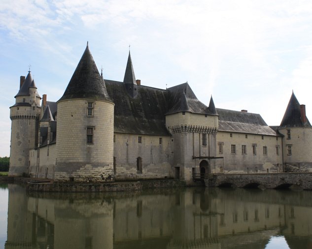 Plessis-Bourré castle