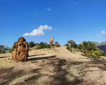 20201019-160607 Tuhiva hill was set into a fort with 4 cannons by American David Porter in 1813. In 1842, the Marquesas are seized by France and the fort is called Fort Collet,...