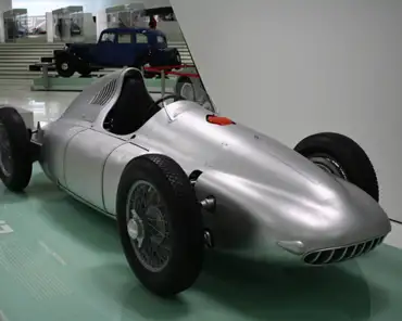 IMG_1459 Porsche Type 360 Cisitalia, 1947, 12 cylinders + supercharger, 1.5L, 385 HP, 300 km/h. In 1946, Italian entrepreneur and racing enthusiast Piero Dusio hires the...