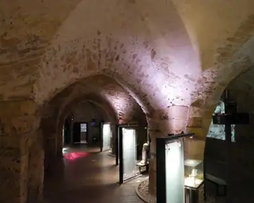 P1170534 Underground 12th and 13th century hall.