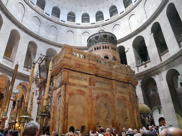 Holy sepulchre church