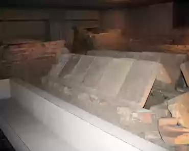 IMG_1641 Cemetery from the 3rd-4th century AD, below the church complex.