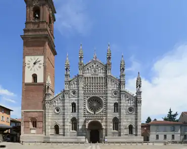IMG_1766_stitch Basilica of San Giovanni Battista, known as Monza duomo, 14th century.