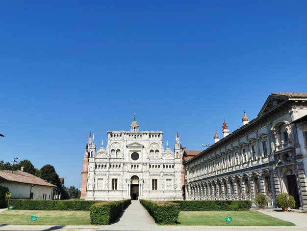 Pavia