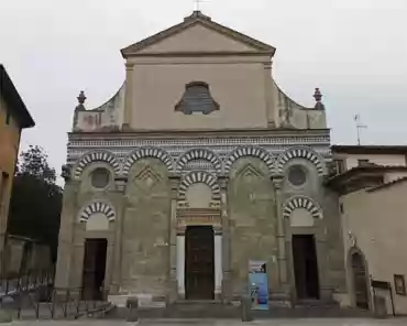 IMG_20230724_175655 San Bartolomeo in Pantano, mid-8th century, enlarged in 1159. Romanesque facade, completed in the 18th century.