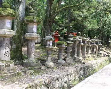 IMG_5741 Kasuga Shinto shrine, the main shrine of the Fujiwara family, who founded Nara.