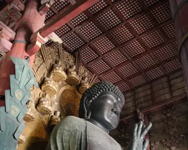 IMG_5692 The Vairocana Buddha in bronze cast in 752.