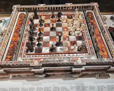 IMG_20221027_103327 Chessboard, Venice, late 18th century.