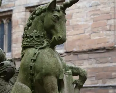 img_1307 The unicorns bear the Scottish arms.
