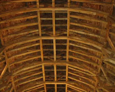 img_0937 Timber roof, without any metallic part. It is built in the same fashion as a boat.