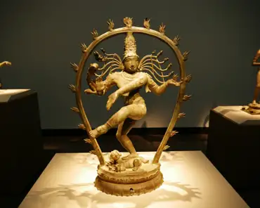 P1100170 Shiva, Lord of Dance (Nataraja), India (Tamil Nadu), ca. 990, bronze.