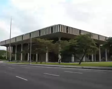 IMG_2592 The Hawaii capitol, built between 1954 and 1969.