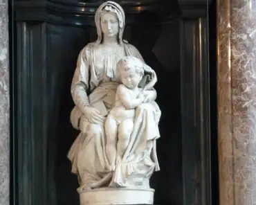 P1080001 Madonna and child, by Michaelangelo Buenarotti (1504-1505), carved in Carrara marble. Originally it was intended for an altar in the cathedral of Sienna but the...