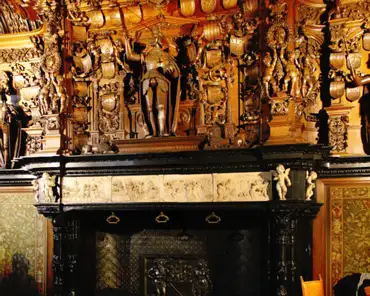 IMG_4129-IMG_4130 Lanceloot Blondeel, an artist from Bruges, designed the monumental Enperor Charles V fireplace for the Franc de Bruges palace in 1528 (1500-1558). Emperor...