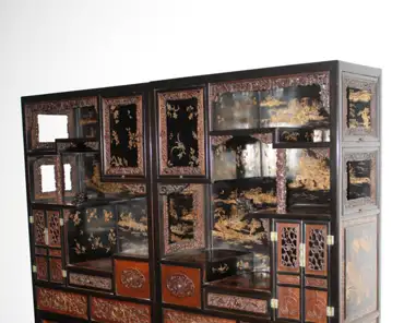 img_8370 Qing furniture (1644-1911): bookshelves-formed display cabinet.