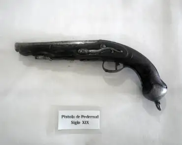 P1050334 Gun, 19th century.
