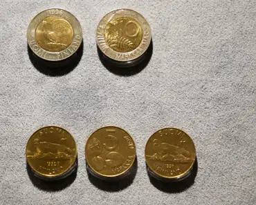 P1110904 Finnish pre-euro coins.