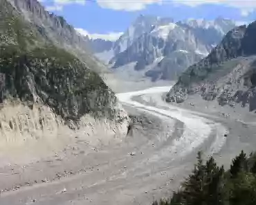 013 Mer de glace: the largest glacier in France is 7km long and covers 40 square km. It is also several hundred meters thick. Its thickness varies with the year and...