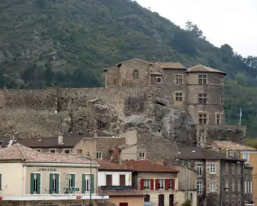 008 Castle of Tournon, 14-16th centuries. François I's son died there in 1536 aged 18.