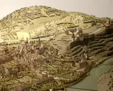 IMG_9363 Relief-map of Besançon designed in 1722. Relief-maps were military tools. Replica made in 1990 (the original map is located in the Invalides in Paris).